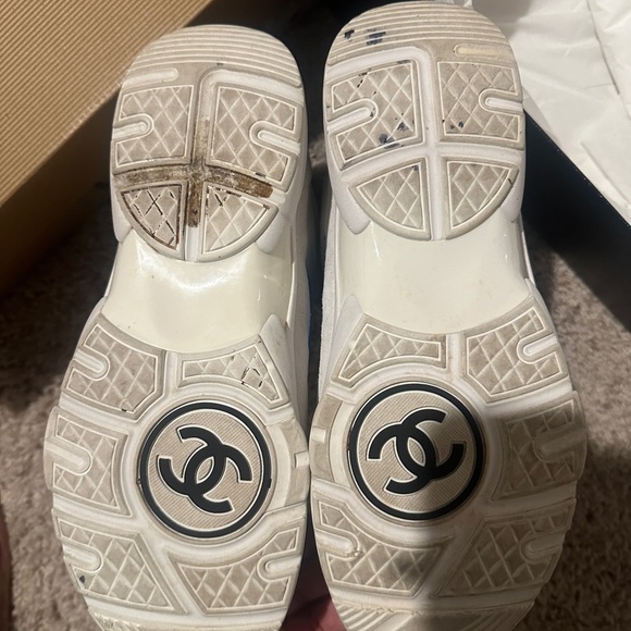 Chanel 2018 Interlocking CC Logo Wedge Sneaker - Picture 3 of 8